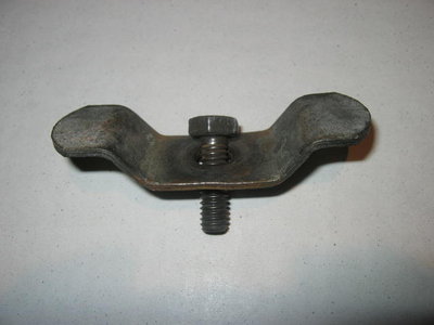 Spare wheel clamp 002.jpg and 